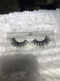 Lashes (sweet wispy Lilly’s)